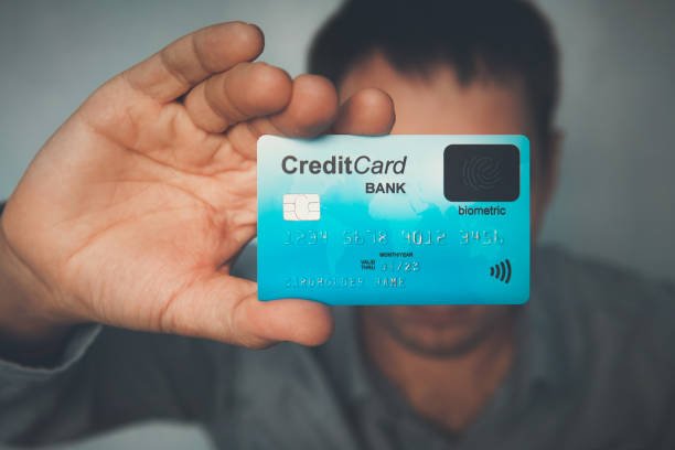 How Modern Banking Solutions Help Consumers Save More 